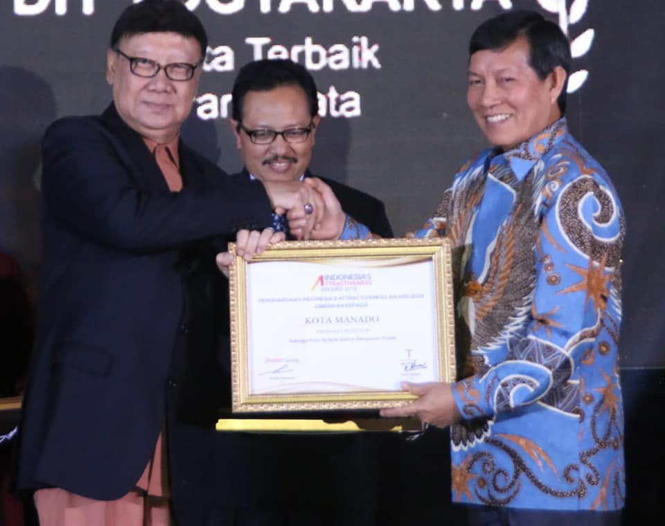 Kota Manado Raih Penghargaan Platinum Indonesia's Attractiveness Award 2018