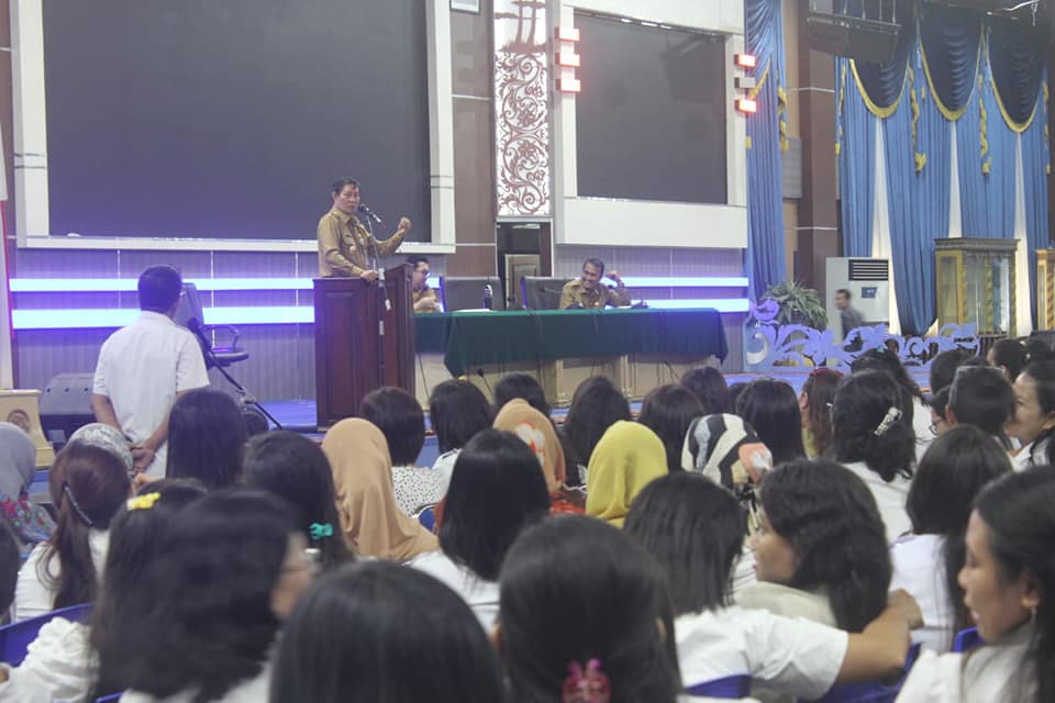 Tatap Muka dengan Guru PAUD se-Kota Manado, Walikota Ajak Tanamkan Cinta Kebersihan dan Kejujuran kepada Anak Sejak Dini