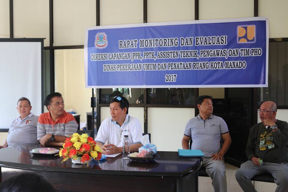 Rapat Evaluasi Dengan Aparat PUPR, Walikota Ingatkan Progress Pekerjaan Pihak Ketiga Sampai 31 Desember 2017