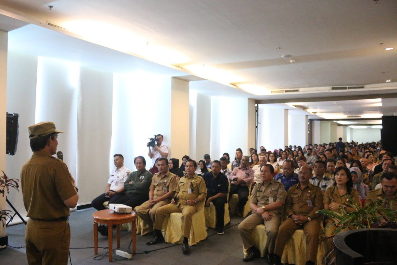 Walikota Lakukan Kunjungan Kerja Monitoring Dan Evaluasi di 11 Kecamatan Kota Manado