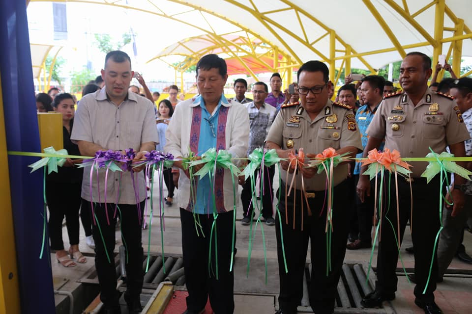 Resmikan In-Out AutoWash Paal Dua, Walikota Manado Minta Pengusaha Rekrut Tenaga Kerja Lokal Profesional