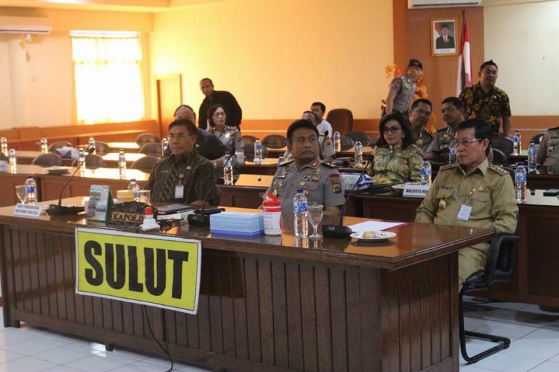 Walikota Manado Hadiri Video-Conference di Mapolda Sulut Tentang Penandatanganan MoU Dana Desa