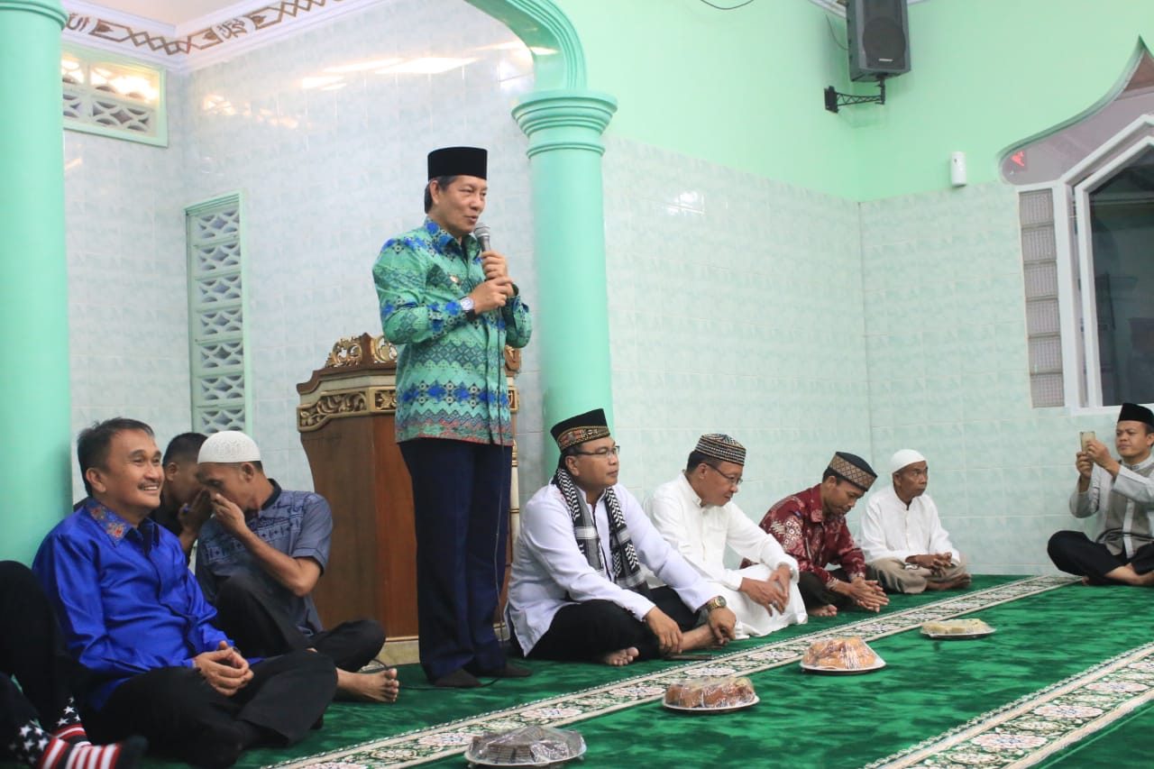 Walikota Berbuka Puasa Bersama di Masjid Baiturrahim Manibang Malalayang