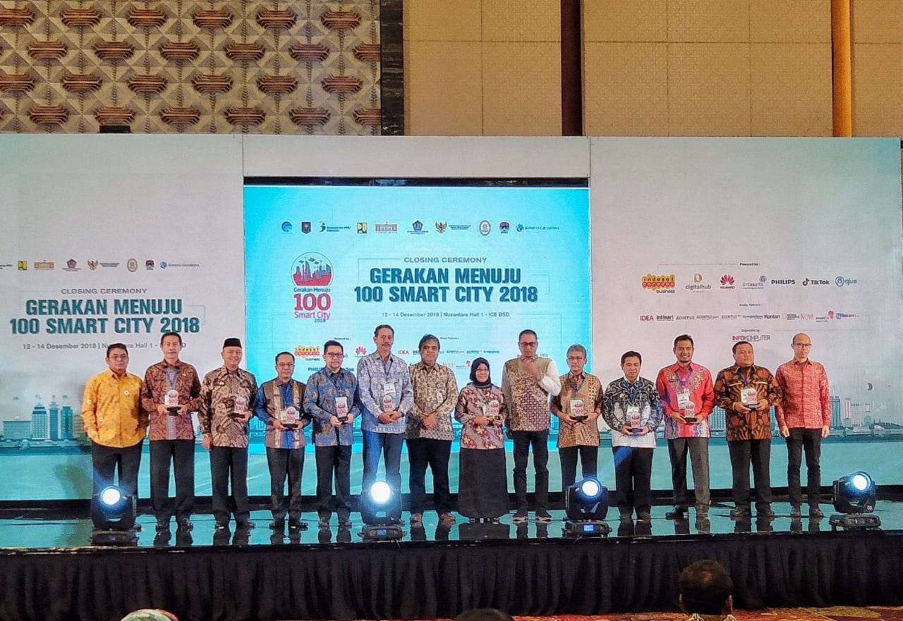 Kota Manado Raih Penghargaan Gerakan Menuju 100 Smart City 2018