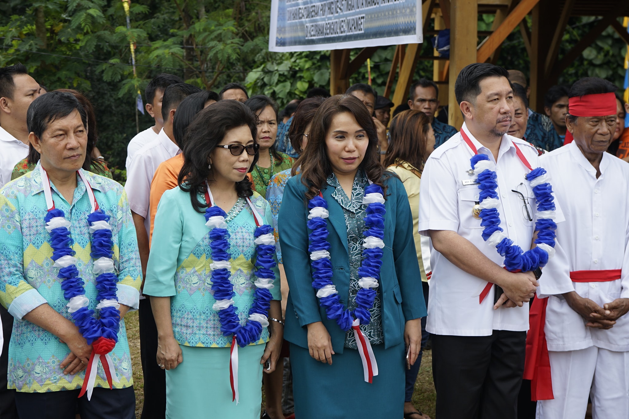 Walikota Manado dan Wakil Walikota Manado Hadiri Pencanangan BBGRM dan HKG PKK di Bengkol