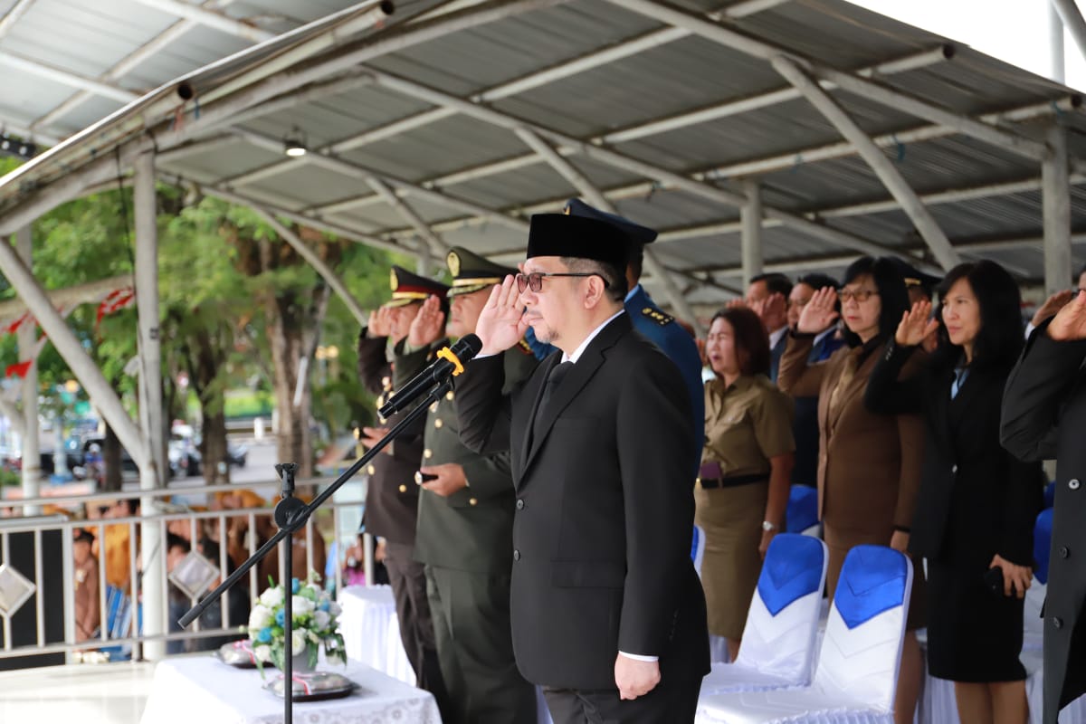 Pemkot Manado Gelar Upacara Bendera Peringatan Hari Pahlawan