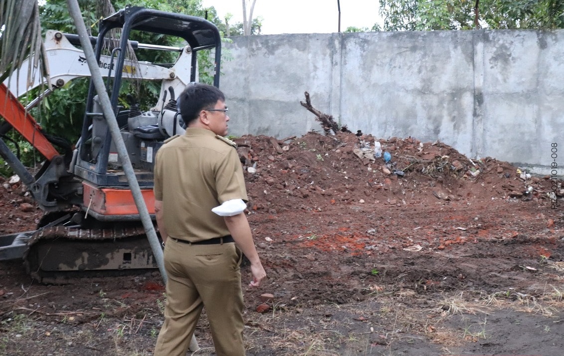 Walikota Meninjau Lokasi Perbaikan Parit di Karangria