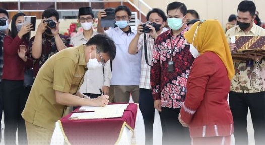 Walikota Manado Hadiri Nota Kesepakatan di Kantor Gubernur Sulut