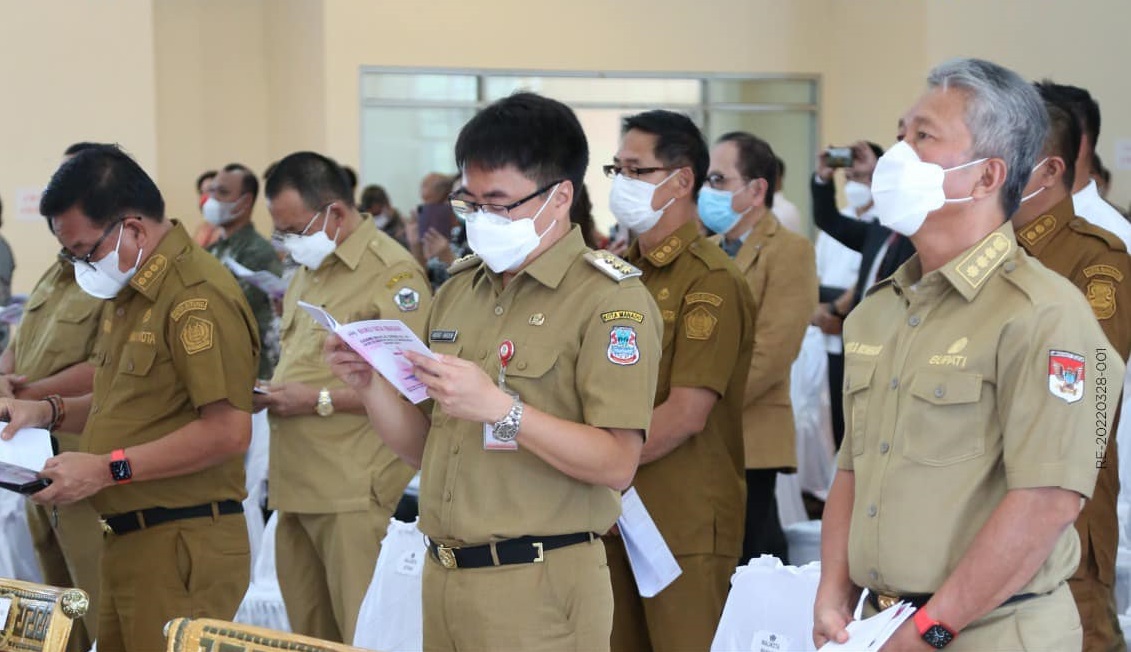 Wali kota dan Wakil Wali Kota Manado Hadiri Pembukaan Sidang Majelis Sinode (SMS) ke-81 GMIM tahun 2022