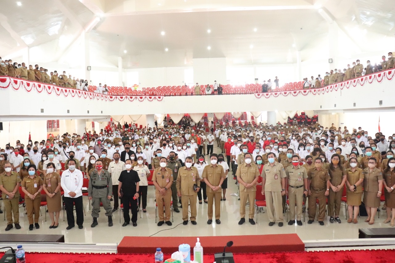 Walikota Manado Pimpin Rapat Koordinasi dan Evaluasi Pelaksanaan Kegiatan Prioritas di Auditorium Unsrat