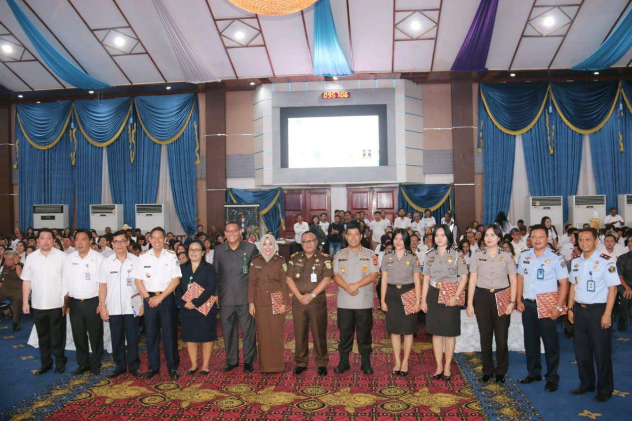 Walikota Dan Wakil Walikota menghadiri acara pencanangan pembangunan zona integritras menuju wilayah bebas korupsi