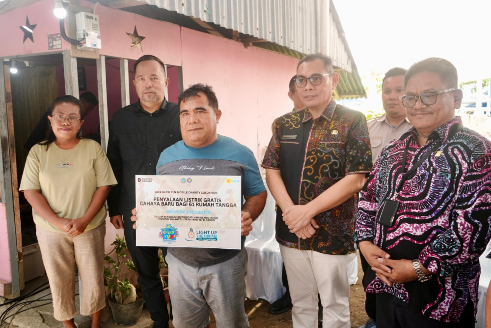 HUT ke-61 Sulawesi Utara, Warga Tuminting Nikmati Bantuan Listrik Gratis dari Sinergi Pemkot Manado-PLN