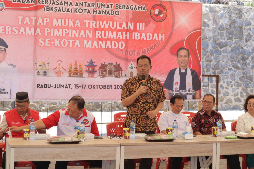 Wakil Wali Kota Manado menghadiri Tatap Muka Triwulan III bersama Pimpinan Rumah Ibadah se-Kota Manado