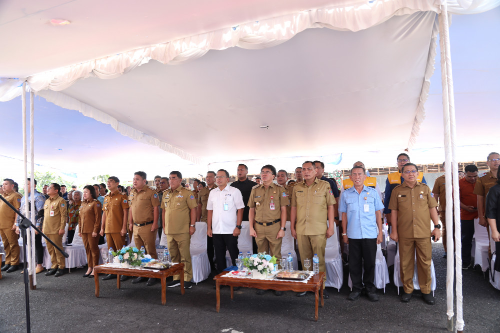 Wali Kota Manado Saksikan Penyaluran Bantuan Pangan 2025: 139 Ribu KPM di Sulut Terima Beras dan Minyak Goreng