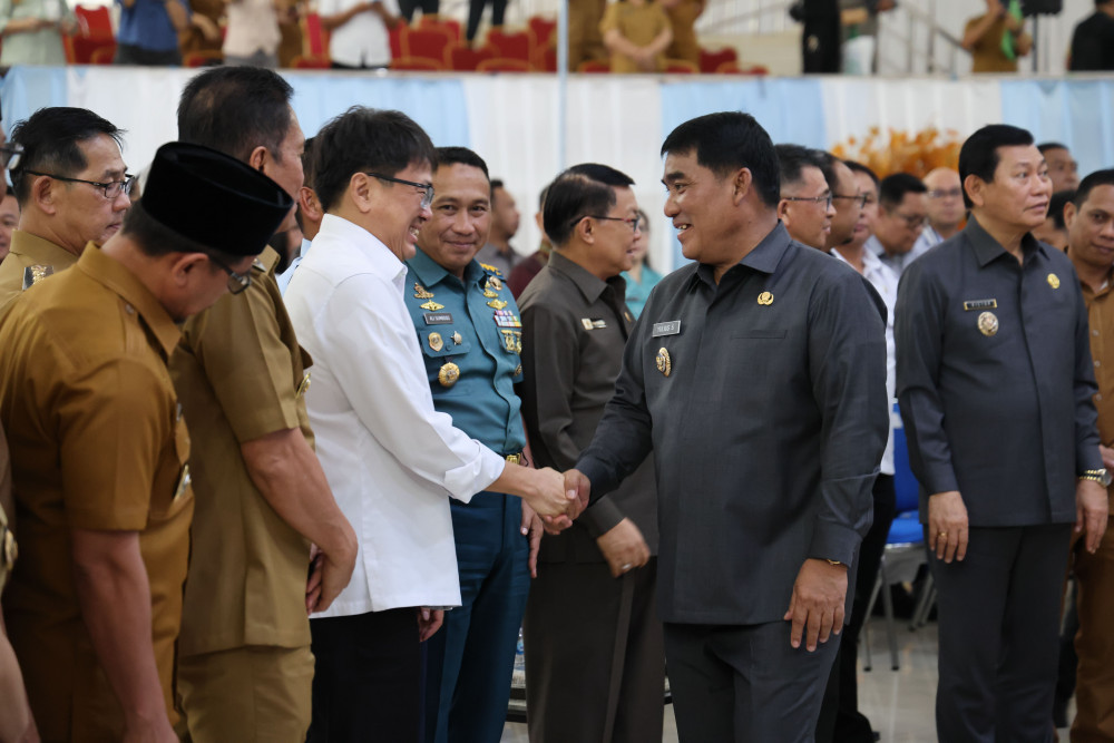 Wali Kota Manado Hadiri Rakorev RKPD Triwulan III 2025 Provinsi Sulawesi Utara