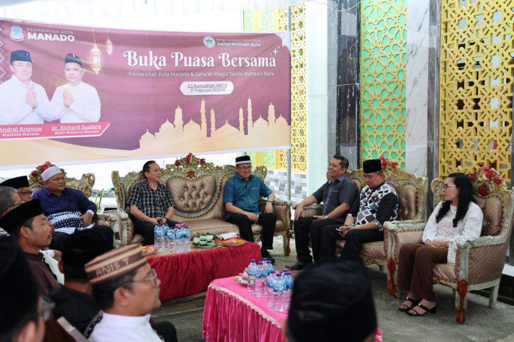 Safari Ramadan di Mapanget, Wali Kota Manado Ajak Jaga Silaturahmi dan Pengendalian Diri