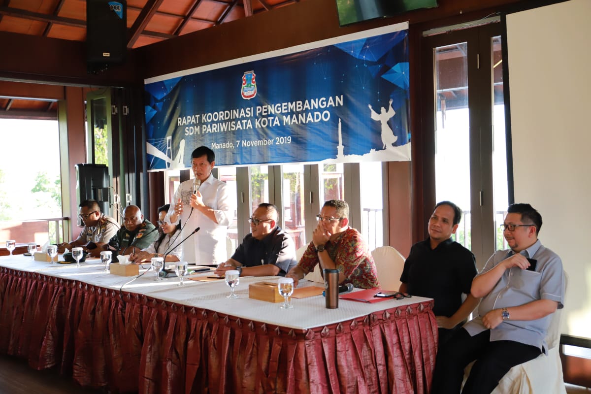 Walikota Buka Kegiatan Rapat Koordinasi Pengembangan SDM Pariwisata Kota Manado