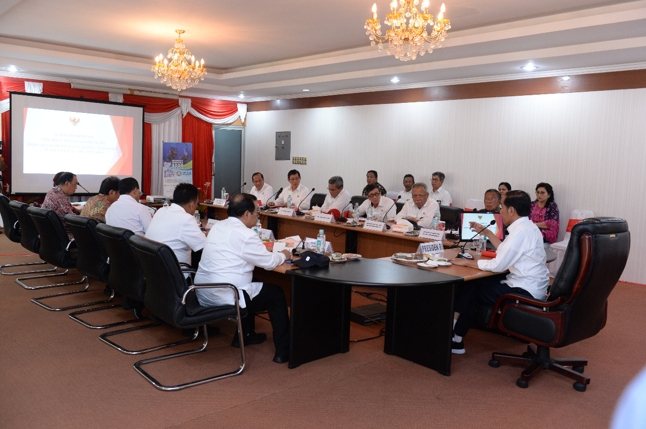 Walikota Ikut Rapat Terbatas Pariwisata Sulut Bersama Presiden Joko Widodo