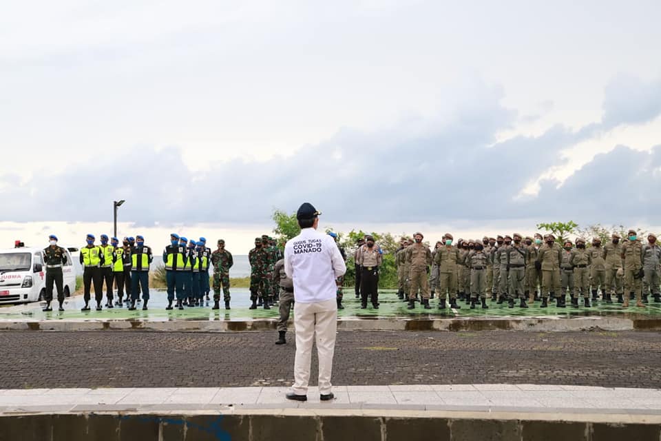 Walikota Pimpin Apel Tim Edukasi dan Promosi Kesehatan Gugus Tugas Percepatan dan Penanganan Covid-19 Kota Manado